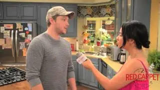 Sterling Knight on set with Melissa & Joey for their 100th Episode #ABCFamily #MelissaandJoey