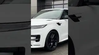 Fuji White 2023 Range Rover Sport P400 | Dynamic SE SWB | High-End SUV Experience