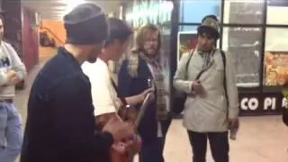 Maxi Alea,Jordi (LaRubiaDelFa) y Ricardo (ScotchMist) improvisaci&oacute;n