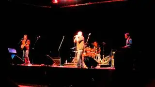 Low Cut Monday - Something's Gotta Give (live in New Glasgow)