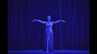 Marina D.Ray dances to Ecstatic Grounding by Liquid Bloom