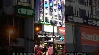 Is it #rude to hand people #cash in #Japan ? #japanese #tokyo #culture #money #funfacts