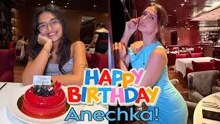 Priscilla Meirelles shares her advanced birthday dinner with her daughter Anechka Estrada w/ friends