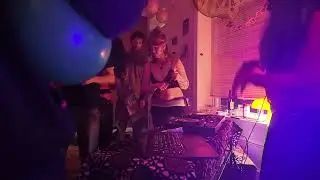 pov ur djing a house party