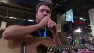 GamesCom 2015 - Jan M&uuml;ller-Michaelis (Poki) singt live 