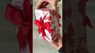 How to wrap a gift! wrapping ideas. #Shortvideo #how #howto #giftwrapping #giftideas #perfume #asmr