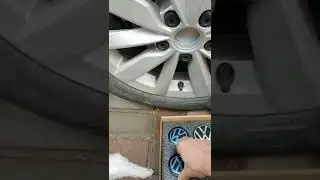 65mm/2.56inch White Lighting Dynamic Self-level Wheel Center Caps Rim Center Hub Caps for VW