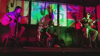 Another Brick In The Wall - Johnny Stallion, Tom Loris, Royale Ran&eacute;