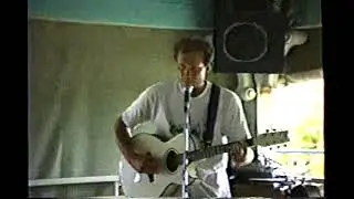 Rob plays Frozen Man in Lahina