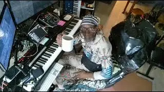 Part one//Look at logic Pro X/come to YouTube and subscribe thank you for your supportMRPIANO$CARLTO