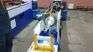 Horizontal broaching machine