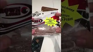UNBOXING A SALTWATER MYSTERY TACKLE BOX! #fishing #jesus #mysterytacklebox #saltwaterfishing #lures