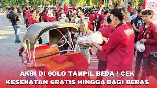 Demonstrations in front of Solo City Hall: A Difference! Rice Distribution