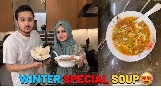 Hot n sour soup easy to make with crackers😍||full recipe