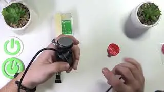 NEXTBASE iQ को रियर विंडशील्ड पर कैसे लगाएं