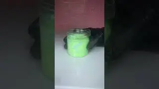 How people think I fill my containers vs how its actually done behind the scenes!! 😱🥴😍