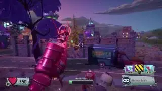 Messing around in the backyard battle ground | plants vs zombie garden warfare 2