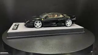 V8 Model 1/18 F355 Berlinetta Gloss Black