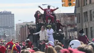 Detroiters drive out the Nain Rouge