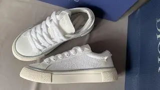 Dior B33 Spin Sneaker White Smooth Calfskin and Dior Oblique Jacquard Review From Supkicks