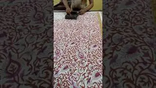#handblockprints #sanganeriprint #shirtingfabric #youtubeshorts #youtube #viralvideo #cottonprinted