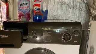 Hotpoint WM52 First Edition, Colour Synthetics 50&deg;c Using OMO Liquid Detergent