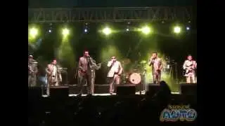 Super Auto - Todo Se Parece A Ti (En Vivo)