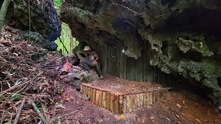 разбить лагерь в безопасном каменистой местности, остановиться в большой каменной яме