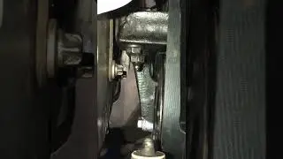 #Mechanic Opel Corsa B, 2004 1.6is, fan belt replace, the trick is NOT removing mounting completely.