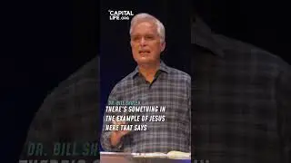 Перестаньте спешить &mdash; Бог действует через людей, мимо которых вы проходите.