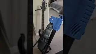 Salvori guitar / bass stand (Amazon) - compared with Ultimate, Hercules