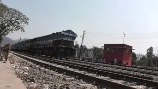 14055 Brahmaputra Mail arrives at Kamakhya (Feb. 24, 2013)