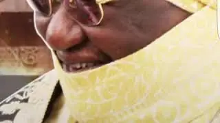 Joyeux anniversaire a notre roi sa majest&eacute; IBRAHIM MBOMBO NJOYA sultan roi des bamoun 🎁🎁🎂🎂🥂🍾🙏