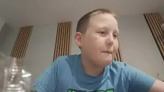 Przyszedł do mnie jakiś prezent ale od hakera 010101 🥺😬😮