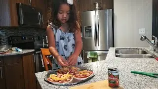 Easy pizza recipe for kids.