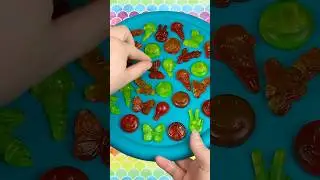 DIY Glow in the Dark Candy Gummy Making Kit | Thames & Kosmos Groovy Glowing Candy Lab