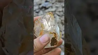 Очень красивый бриллиант Herkimer Diamond, найденный в моём первом кармане у Herkimers в долине М...