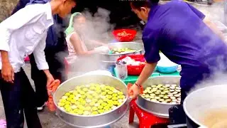 Cambodian Street Food: 10 Rice Cakes Only $0.75!