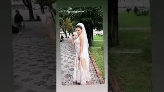 Big big biceps. Bride. Fitness Bikini