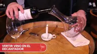C&oacute;mo usar un Decantador de ‪#&lrm;Vino‬