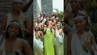 #sambolela @chrisseazy_ Bride and Bridesmaids 🔥🔥