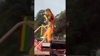 Olivia Rodrigo barricade walk in Marlay Park, Ireland 💜 #oliviarodrigo #live #concert #tour