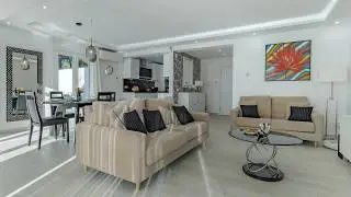 Marbella Benamara Holiday Villa &ndash; One-Shot Drone Tour Near the Beach