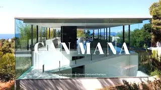 Elegant modern house design with with large glass walls stretching across in the world