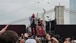 August Burns Red - Chop Suey! (Clip), live at Pier 17 Rooftop, NYC. MAY 7th, 2025.