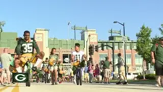 Heartwarming bike ride tradition at Packers training camp continues