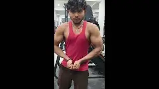#mini #vlog shoulder aur leg workout 😊