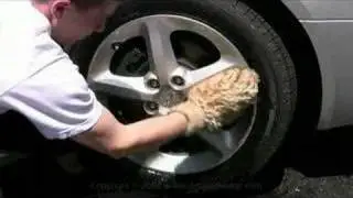 Chemical Guys Wheel and Rim Citrus Cleaner - Detailed Image