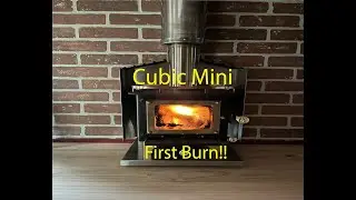 FIRST BURN - CUBIC MINI WOOD STOVE IN THE CAMPER!