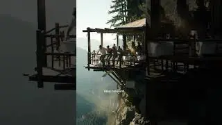 Cliffside Restaurant COLLAPSE Caught on Camera &mdash; Tourists Jump for Their Lives!